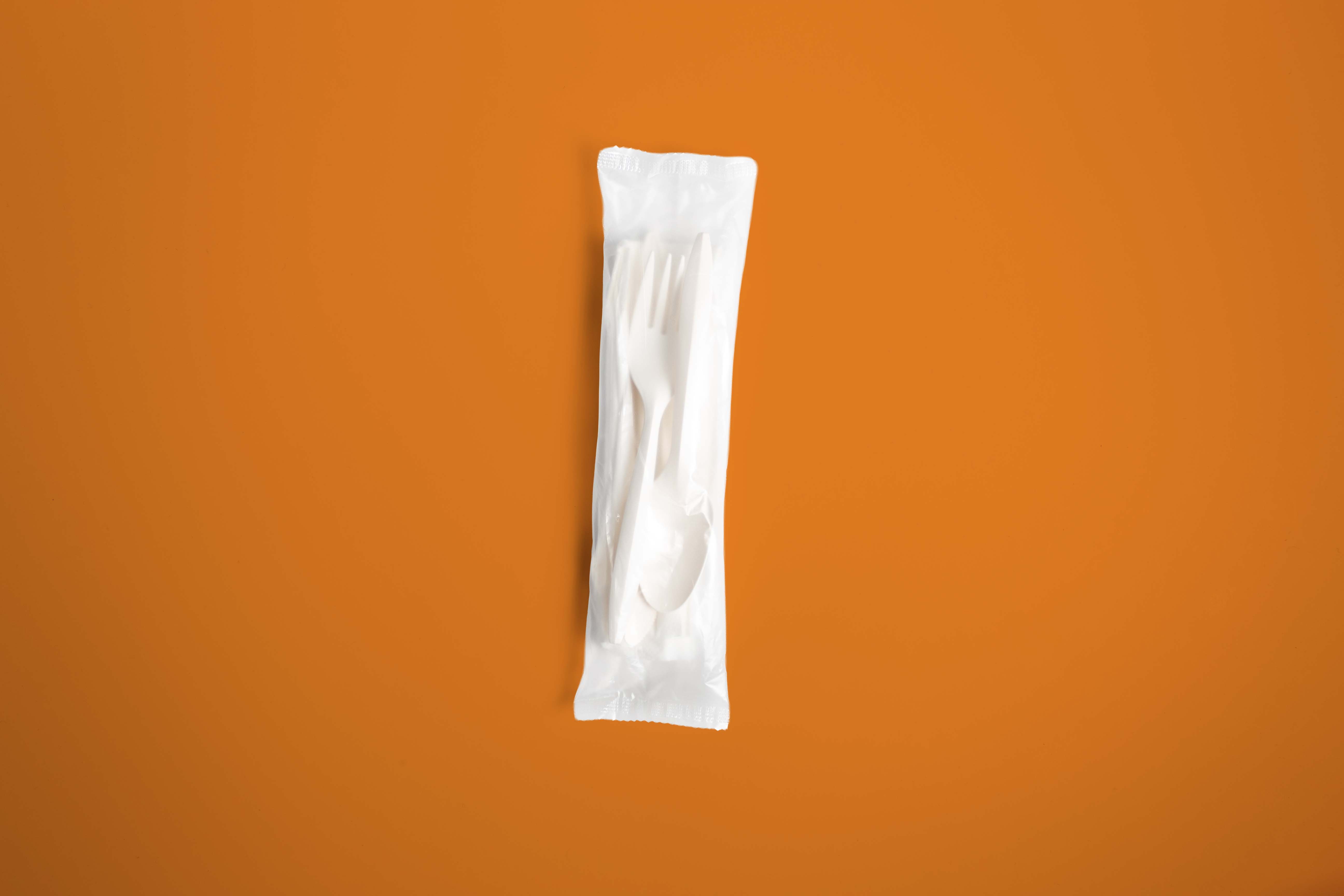 Kit de cubiertos estuchados biodegradables